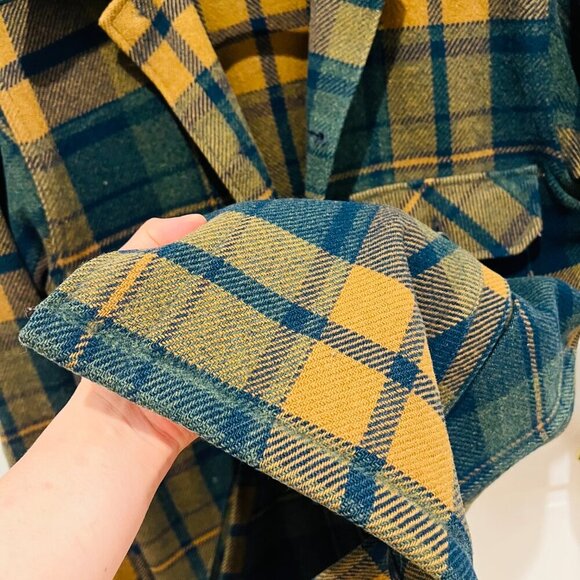 Vintage WOOLRICH Plaid Wool Coat, 1960s Hunting Jacket, M/L 42, Green/Blue/Tan - Picture 6 of 16